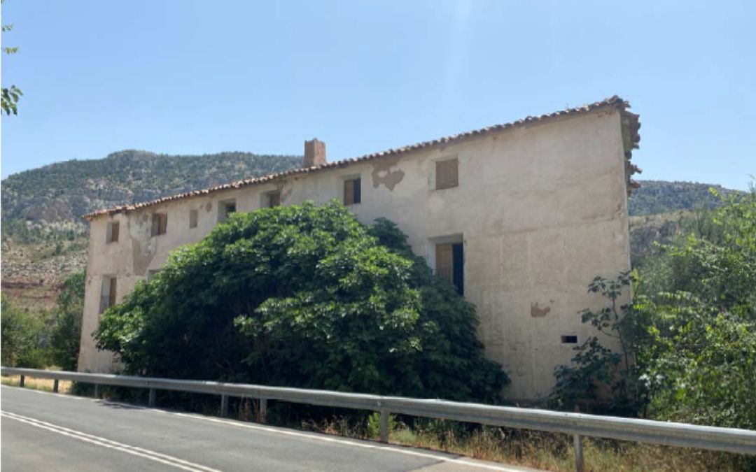 Aspecto actual del molino harinero de Ariño./ L.C.