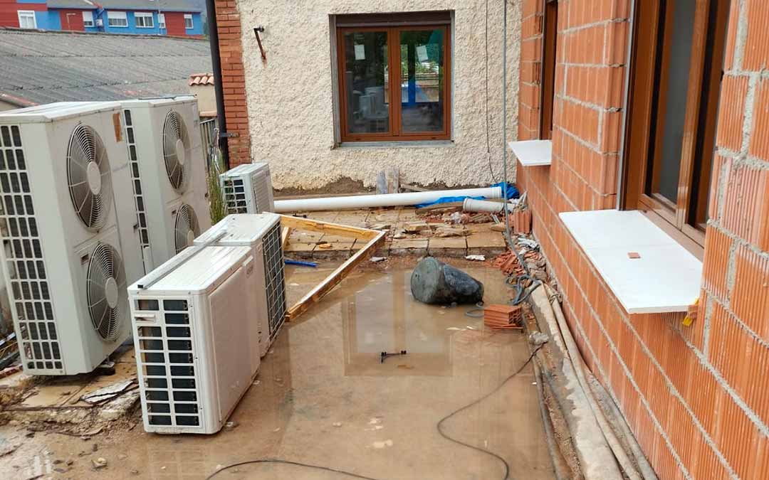 Afecciones en la terraza de la residencia de Utrillas./DPT