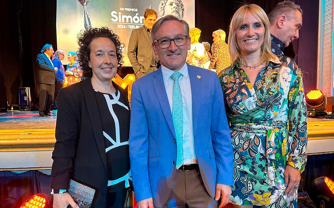 Maorad, diputada de Cooperación; Juste, presidente de la DPT; y Redón, diputada de Bienestar Social, en los Simón./ DDT