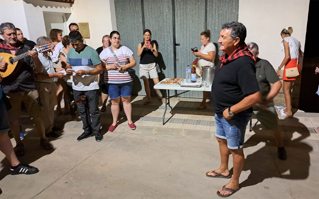 Gran ronda jotera en Vinaceite el 19 de julio de 2024./ Antonio Moragriega