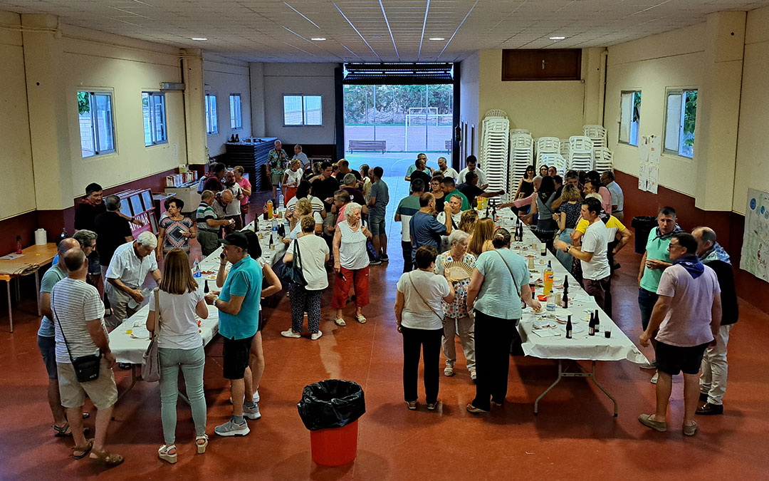 Gran ronda jotera en Vinaceite el 19 de julio de 2024./ Antonio Moragriega