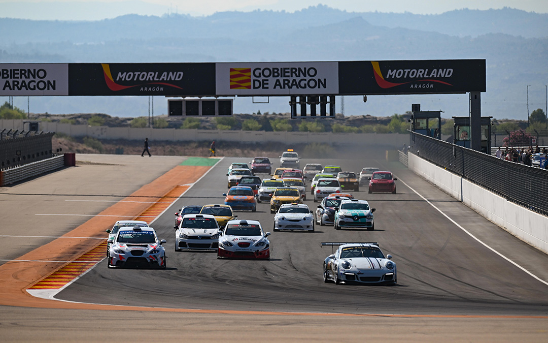 Salida del GT-CET en el Trofeo de Velocidad./ FADA