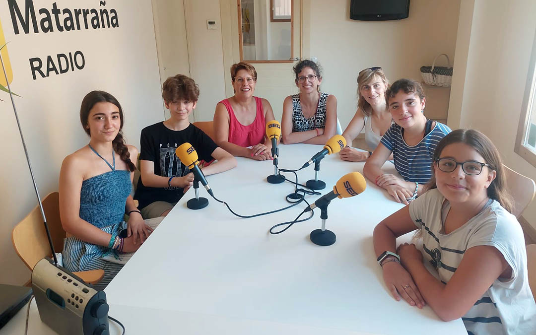 Varios de los alumnos del Curso de Canto 'Elvira de Hidalgo'./ J.L.