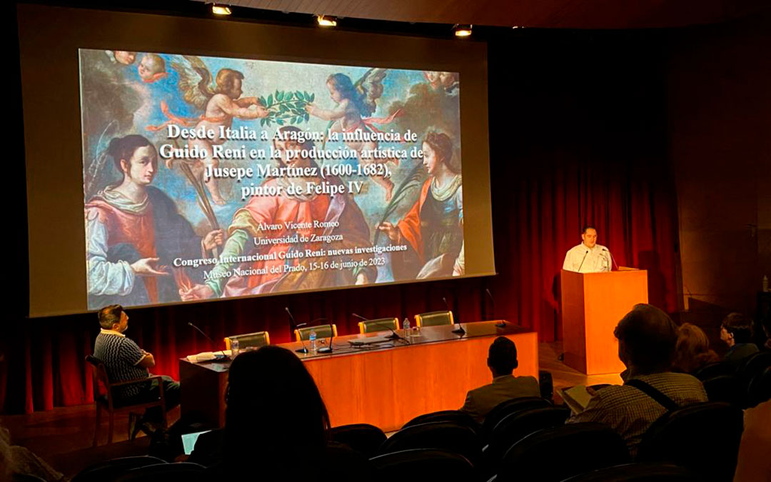 Álvaro Vicente dando su conferencia en el Museo del Prado en junio de 2023. / J. D.