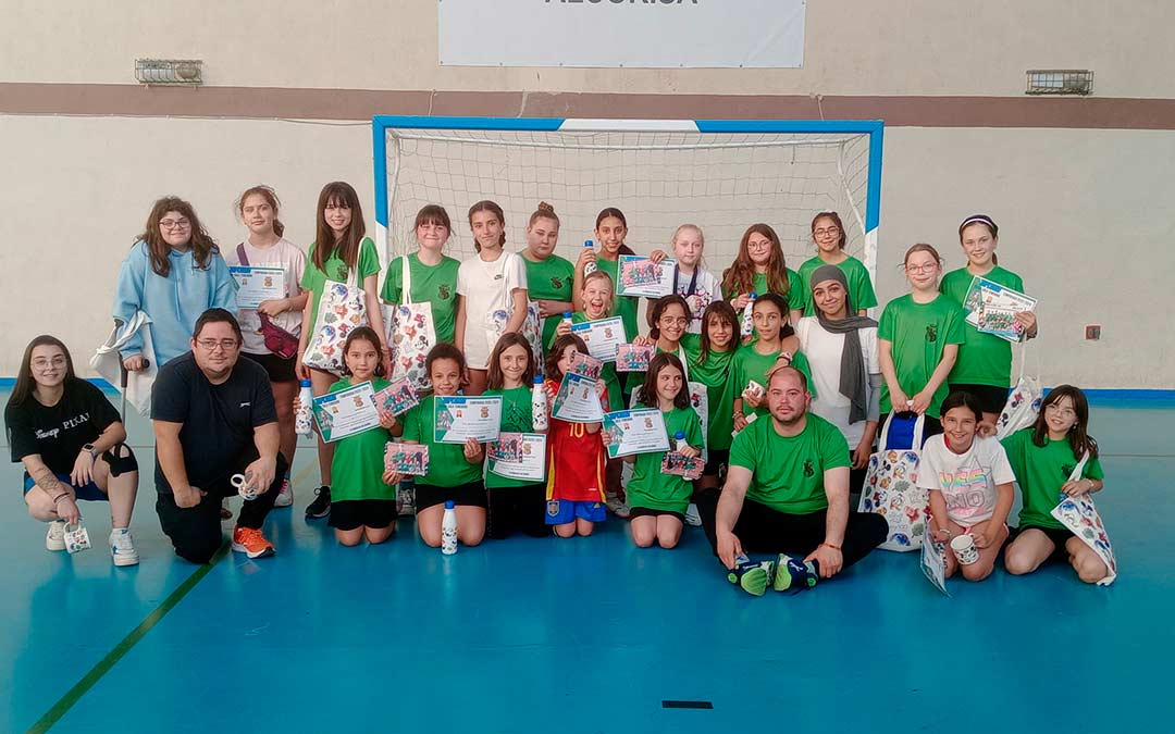 Equipo benjamin femenino de Alcorisa./ N.E.