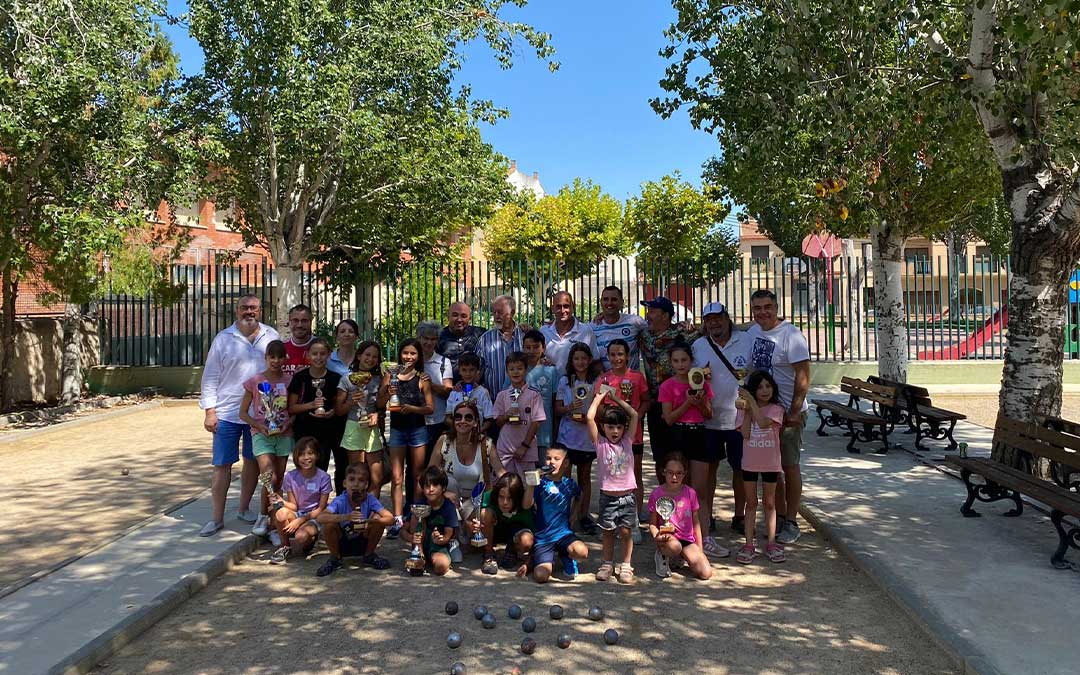 El torneo infantil contó con el apoyo presencial de miembros de la corporación municipal./ Ayuntamiento de Caspe