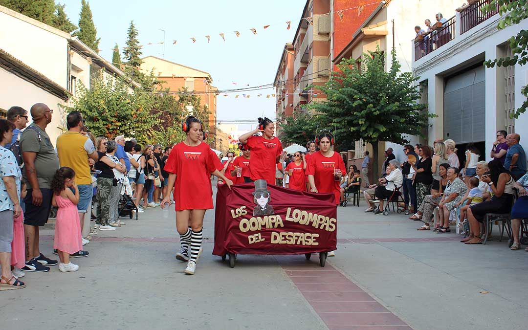 Carrozas en las fiestas de Híjar 2024. / B. Severino