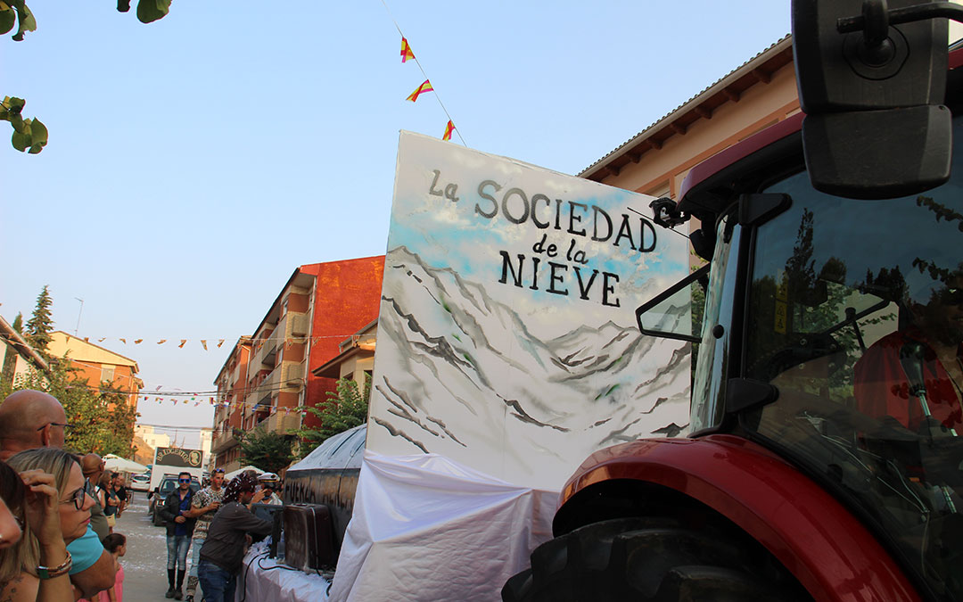 Carrozas en las fiestas de Híjar 2024. / B. Severino