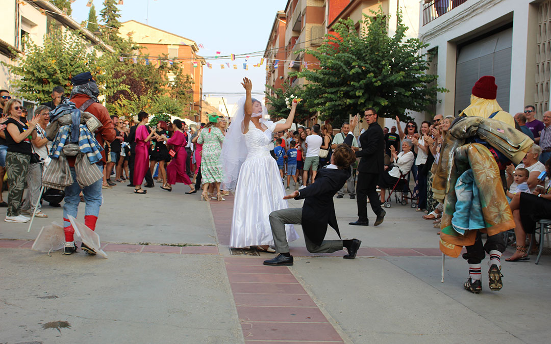 Carrozas en las fiestas de Híjar 2024. / B. Severino