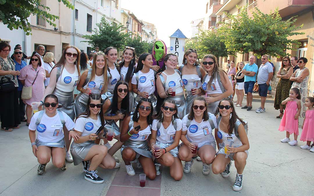 Carrozas en las fiestas de Híjar 2024. / B. Severino