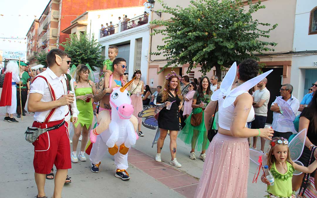 Carrozas en las fiestas de Híjar 2024. / B. Severino