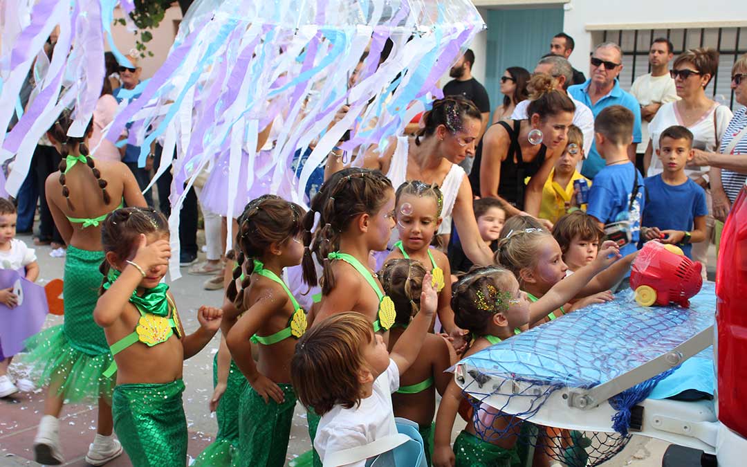 Carrozas en las fiestas de Híjar 2024. / B. Severino