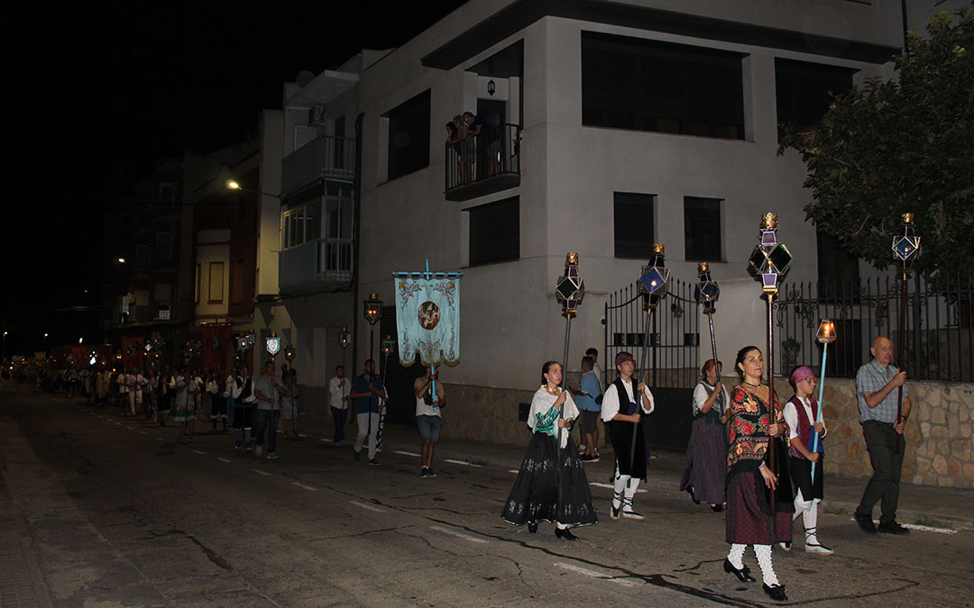 Rosario de Cristal en las fiestas de Híjar. / B. Severino