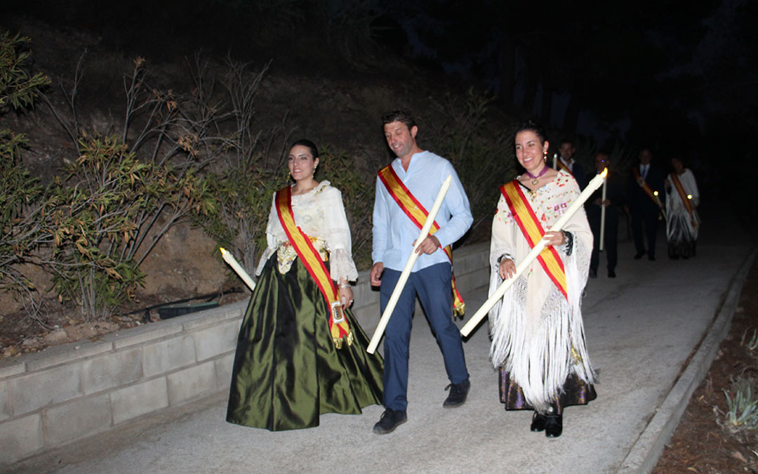 Rosario de Cristal en las fiestas de Híjar. / B. Severino