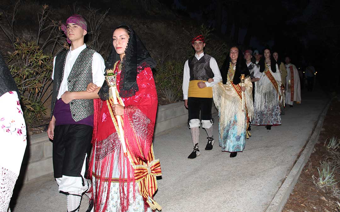 Rosario de Cristal en las fiestas de Híjar. / B. Severino