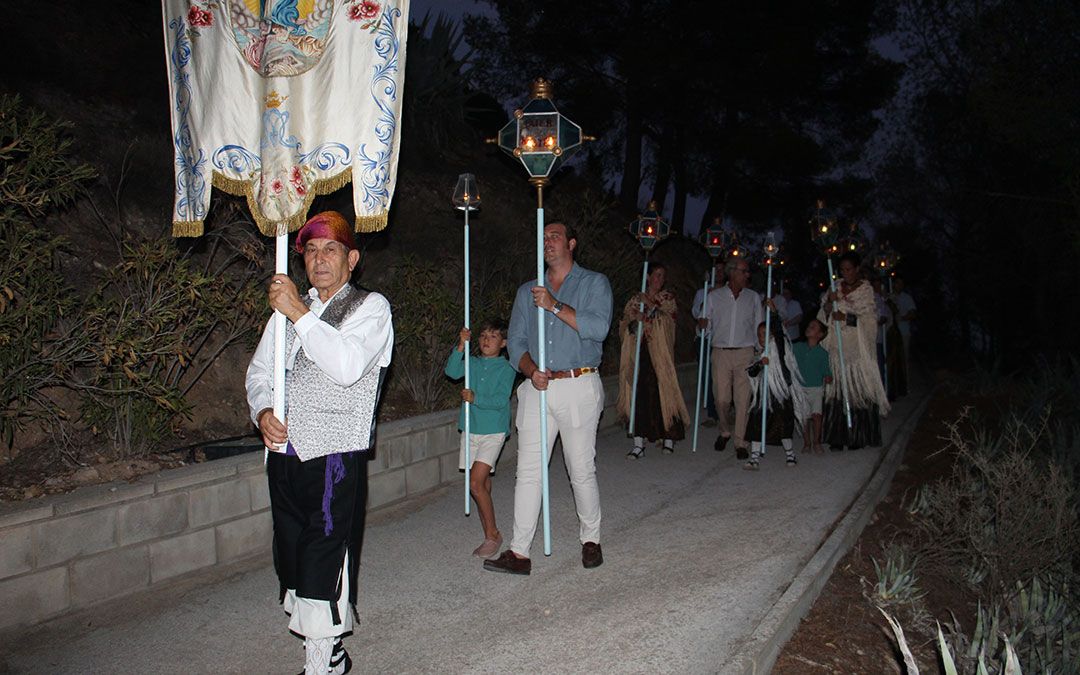 Rosario de Cristal en las fiestas de Híjar. / B. Severino