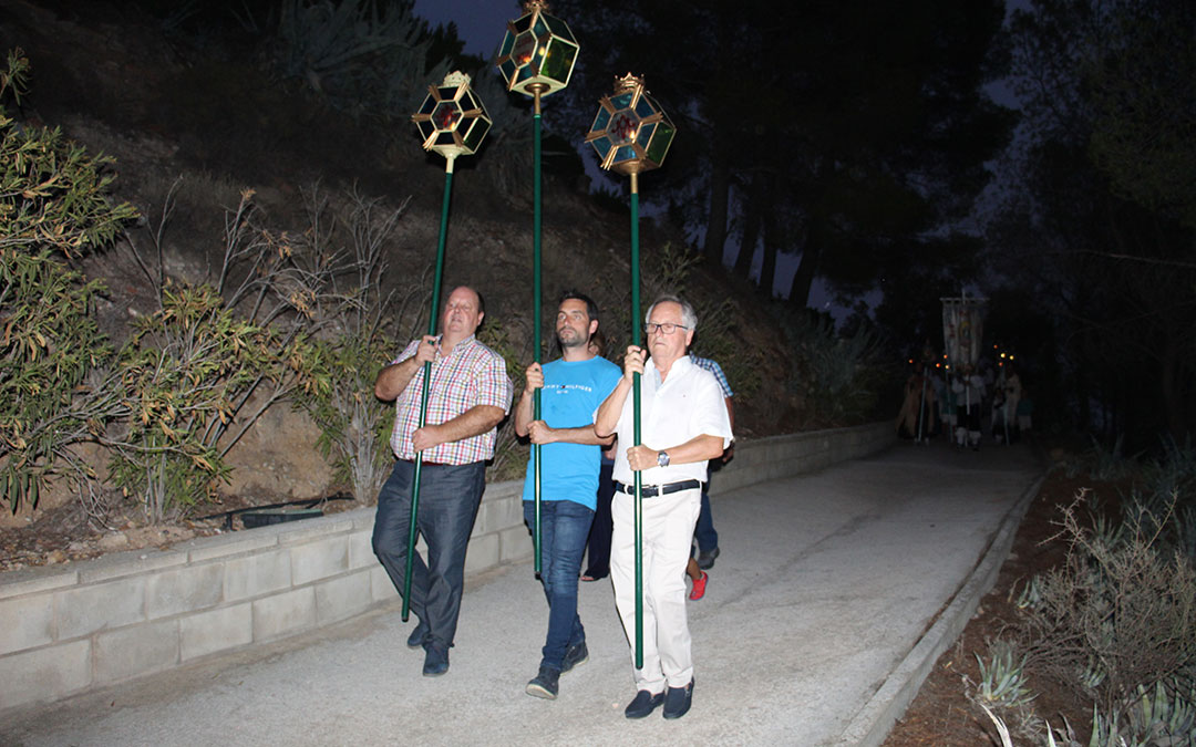 Rosario de Cristal en las fiestas de Híjar. / B. Severino