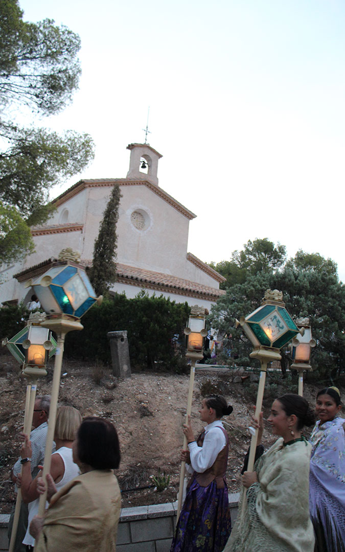 Rosario de Cristal en las fiestas de Híjar. / B. Severino