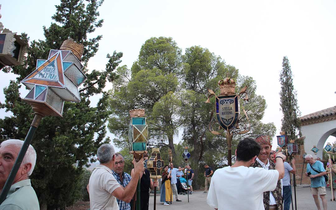 Rosario de Cristal en las fiestas de Híjar. / B. Severino