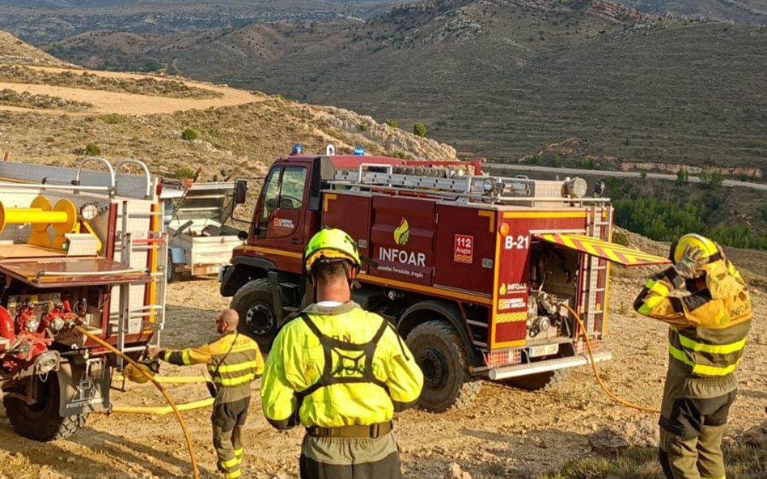 Operativo desplegado para sofocar el incendio en Montalbán./ Infoar-Brigada helitransportada de Alcorisa.
