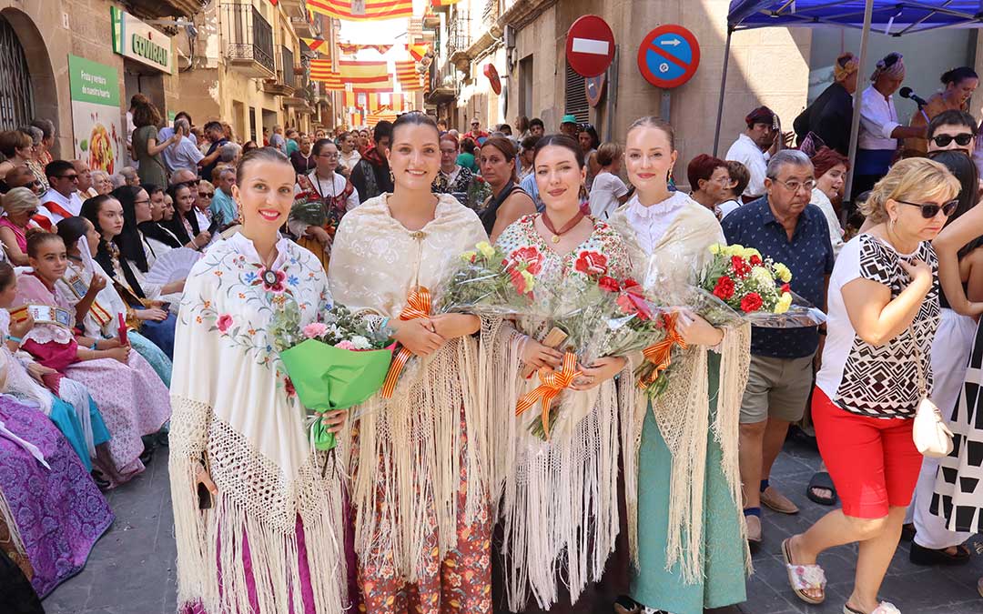 Ofrenda de flores a la Virgen del Portal / A.Z