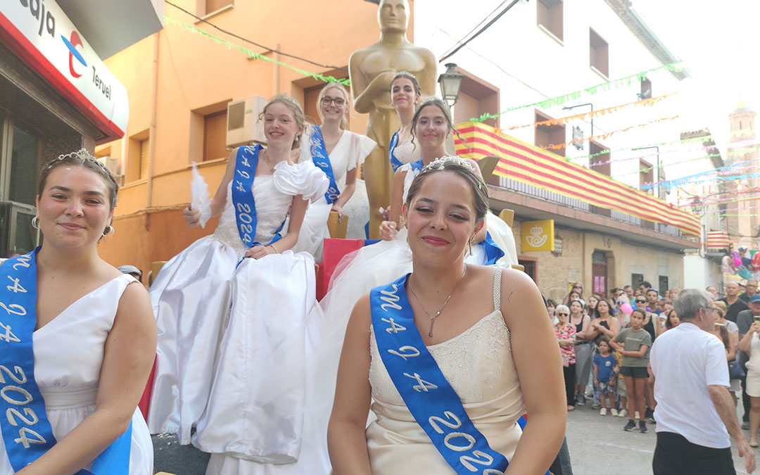 Carrozas en Samper de Calanda. / Alberto Gracia
