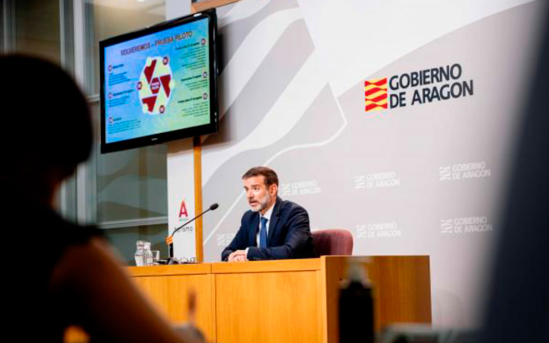 Rueda de prensa valorando la implantación de 'Volveremos' del director general de comercio, Javier Camo./ Eduardo Ezequiel