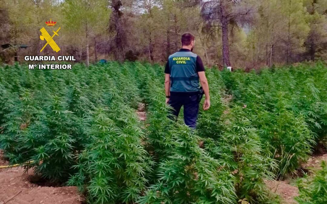 Un efectivo del puesto de Caspe./ Guardia Civil