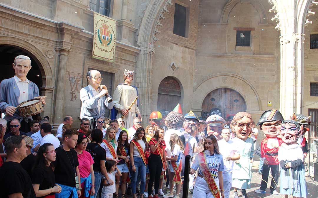 Chupinazo de las fiestas de Alcañiz 2024. / B. Severino