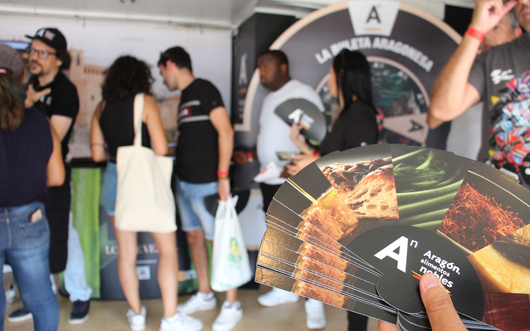 Expotrailer de Aragón Alimentos Nobles en MotoGP en el Fan Festival. / B. Severino