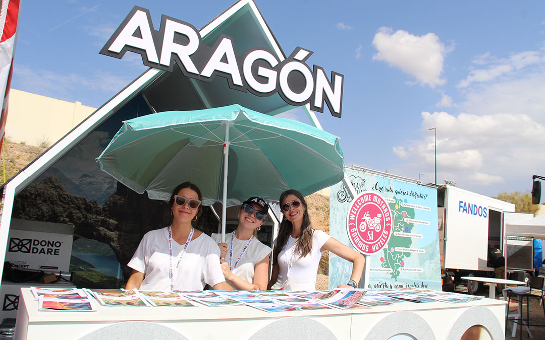Promoción de Turismo Aragón en el Fan Festival. / B. Severino
