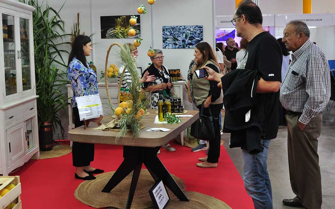 Ambiente en la Feria de San Miguel de Calanda./ J.L.