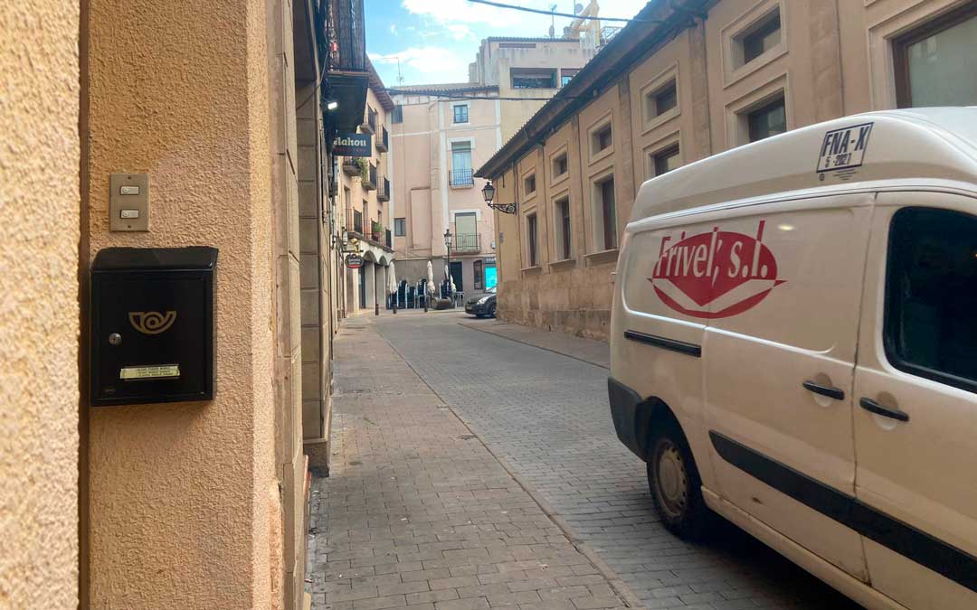 La calle Pruneda reabrió al tráfico después del verano para aliviar el tráfico./ M.M.R.