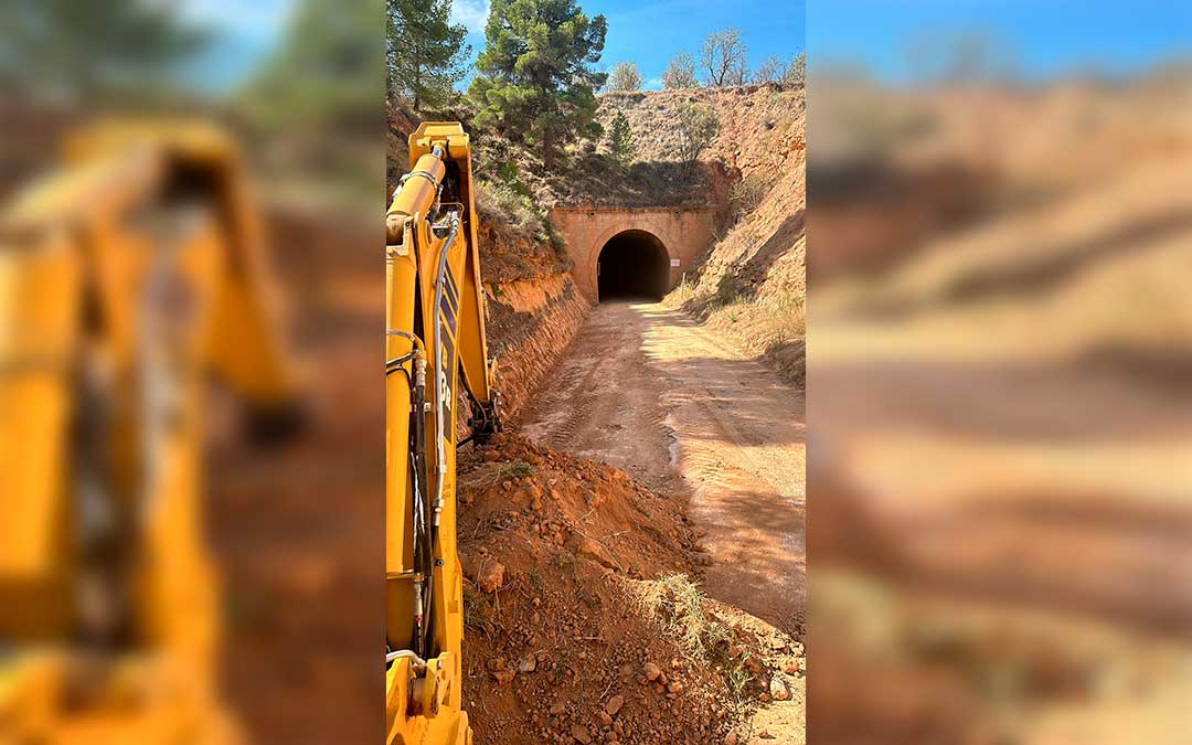 Comienzo de las obras en la Vía Verde./Consell de la Terra Alta