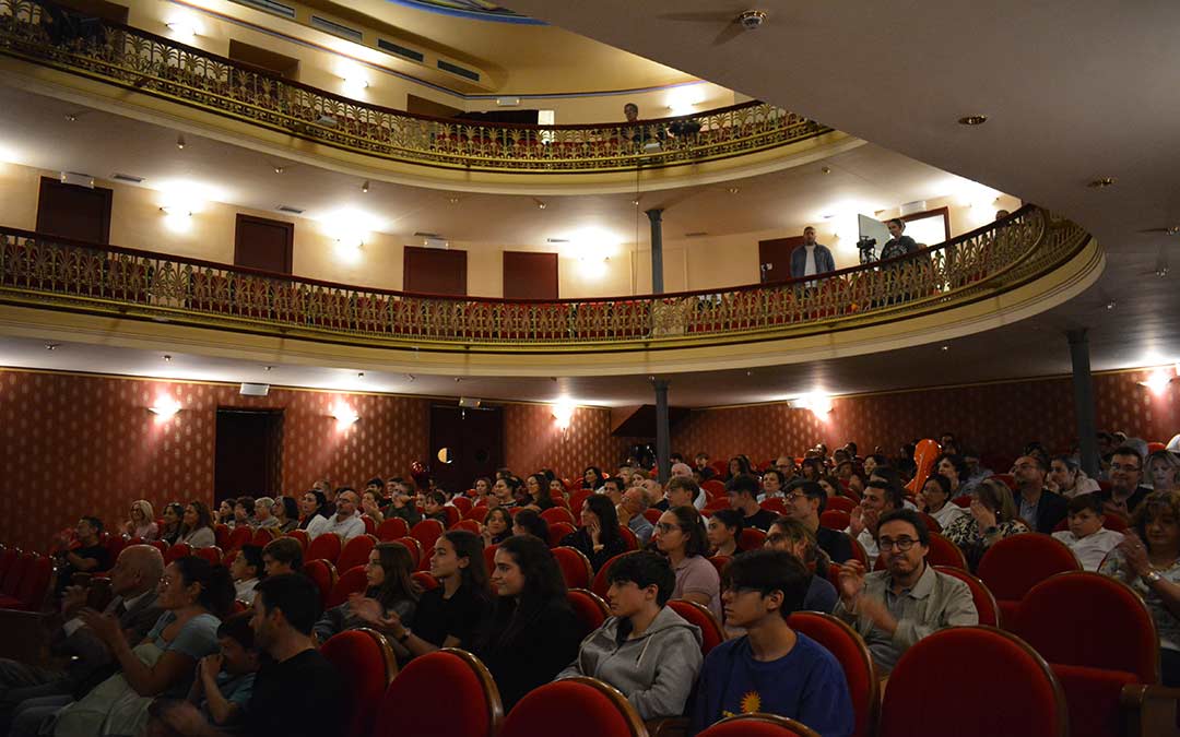 Teatro lleno durante la entrega de premios. i.m.