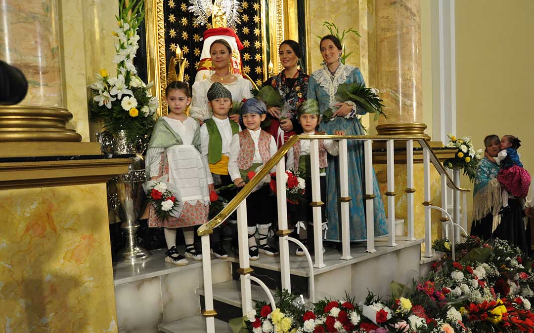 Grupo de oferentes./ J.L.