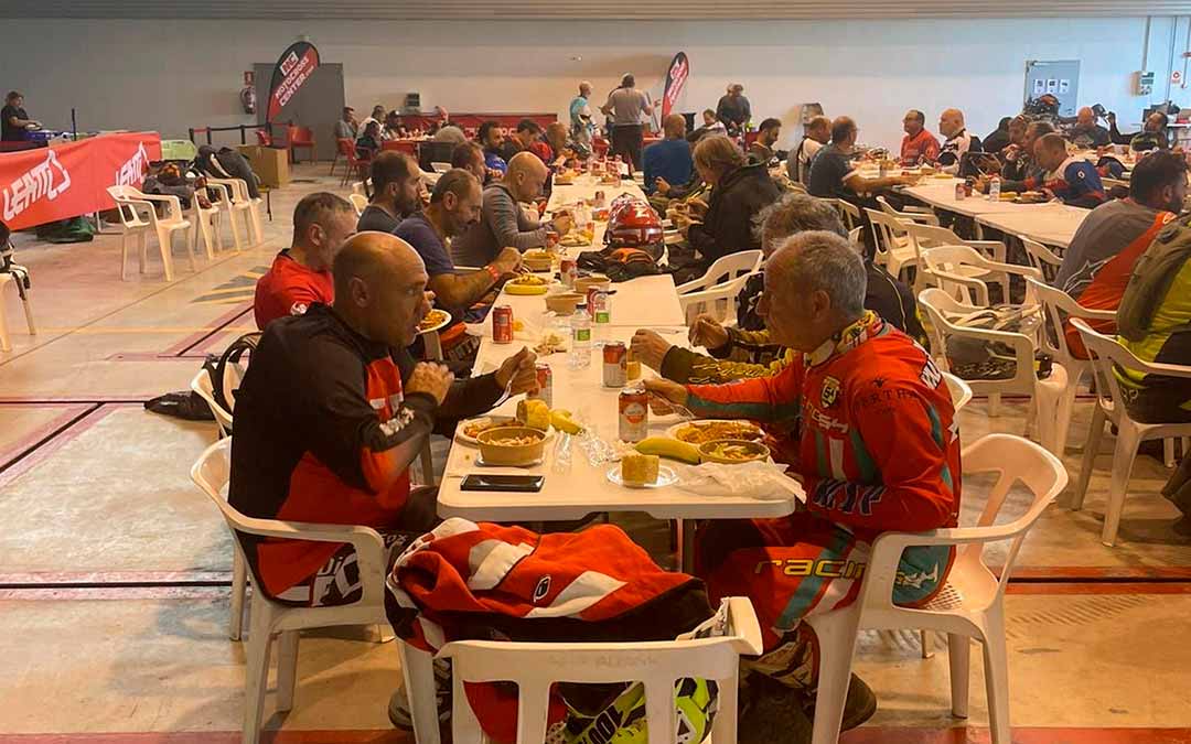 Comida popular de participantes celebrada en Technopark./ A.A.