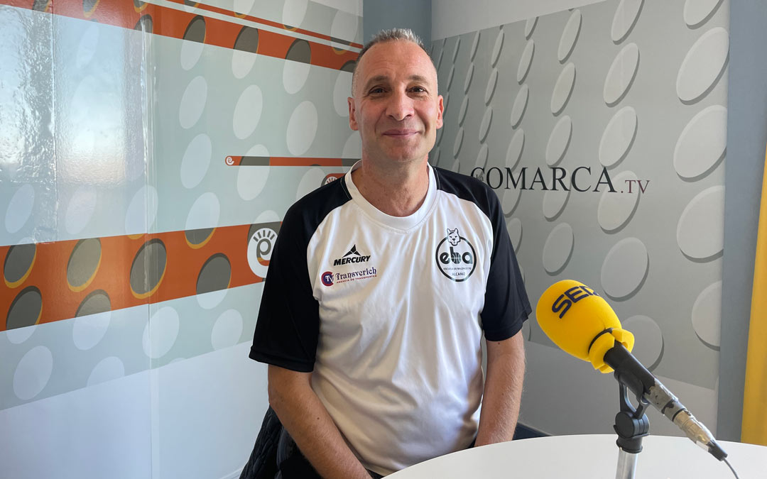 Elias Beguer, responsable de la Escuela de Baloncesto de Alcañiz./ La Comarca