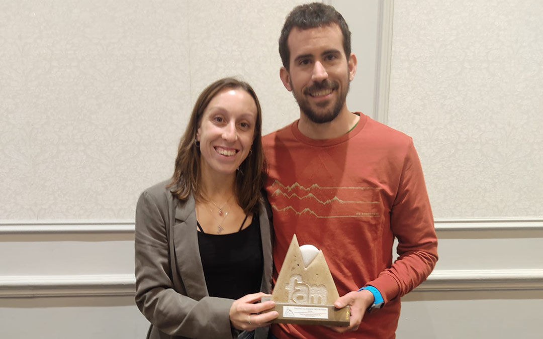 Marina Albesa y Carlos Jávega, del Matarraña Team./ L.C.