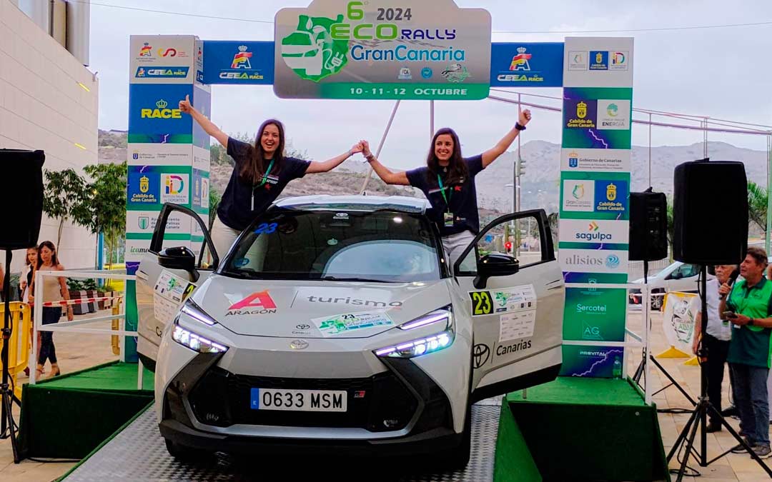 Laura Aparicio junto a Alba Cano en el Campeonato de España de Energías Alternativas./ Laura Aparicio
