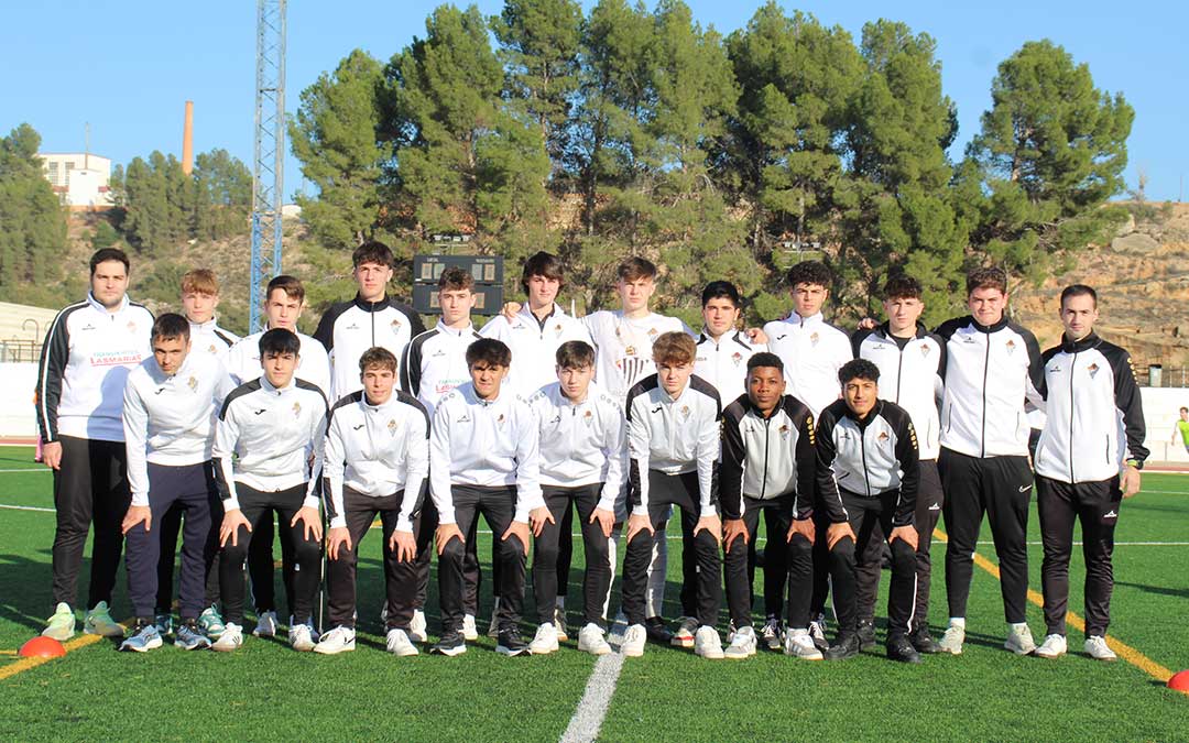 Conjunto de Liga Nacional Juvenil del Alcañiz C.F. 2024/2025. / B. Severino