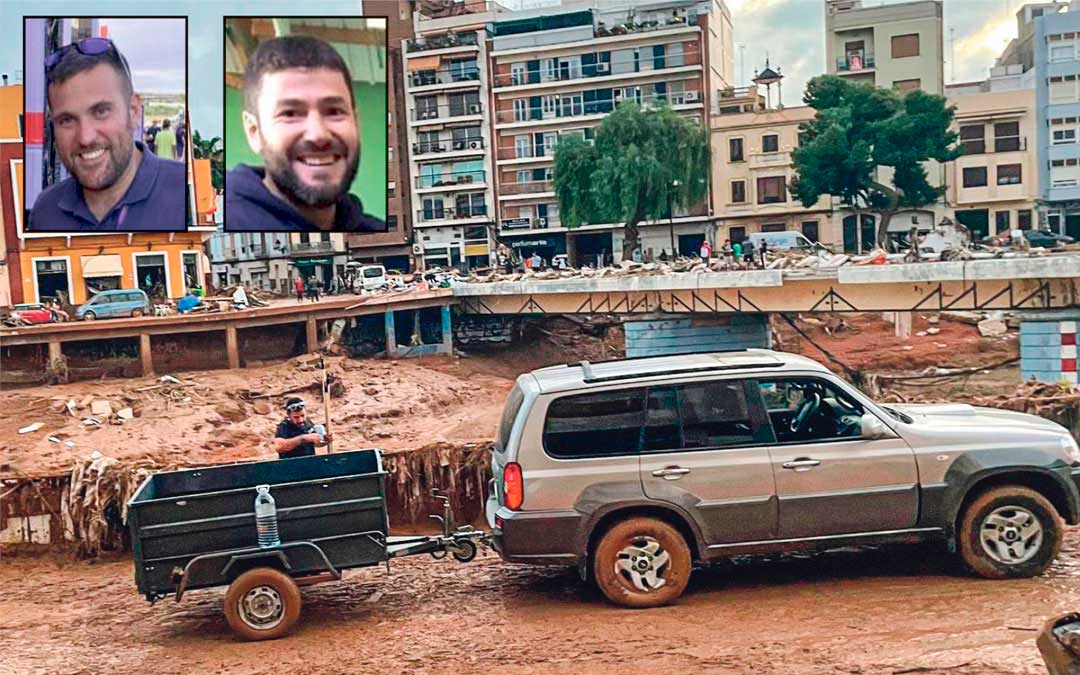 Dos jóvenes alcañizanos, Fernando Muñoz y Ricardo Egea, salieron el sábado para Paiporta con todo lo que les entregaron empresas y particulares en un llamamiento por WhatsApp el día anterior.