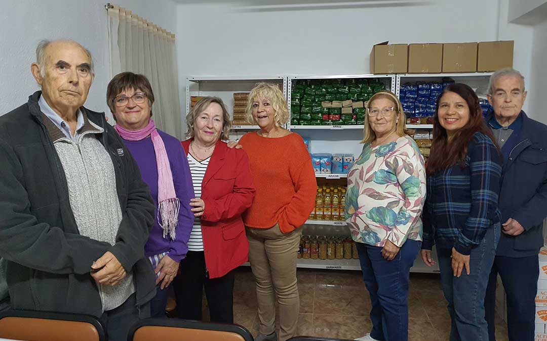 Parte de los voluntarios que se han unido para crear la nueva asociación para donar alimentos en Andorra./ L.C.