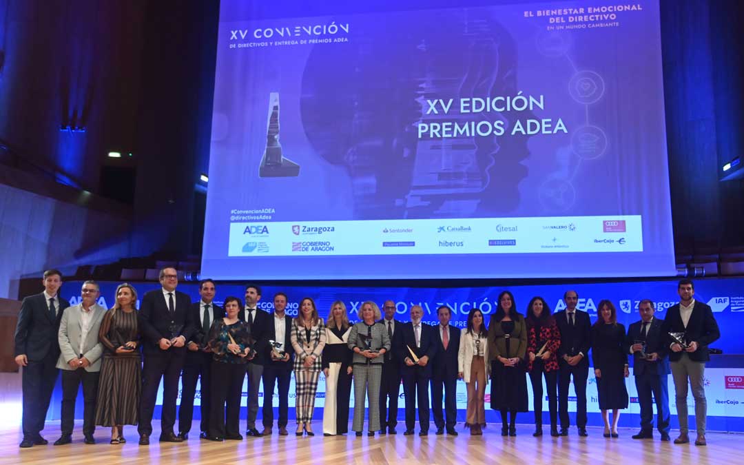 Foto de familia de los galardonados./ ADEA