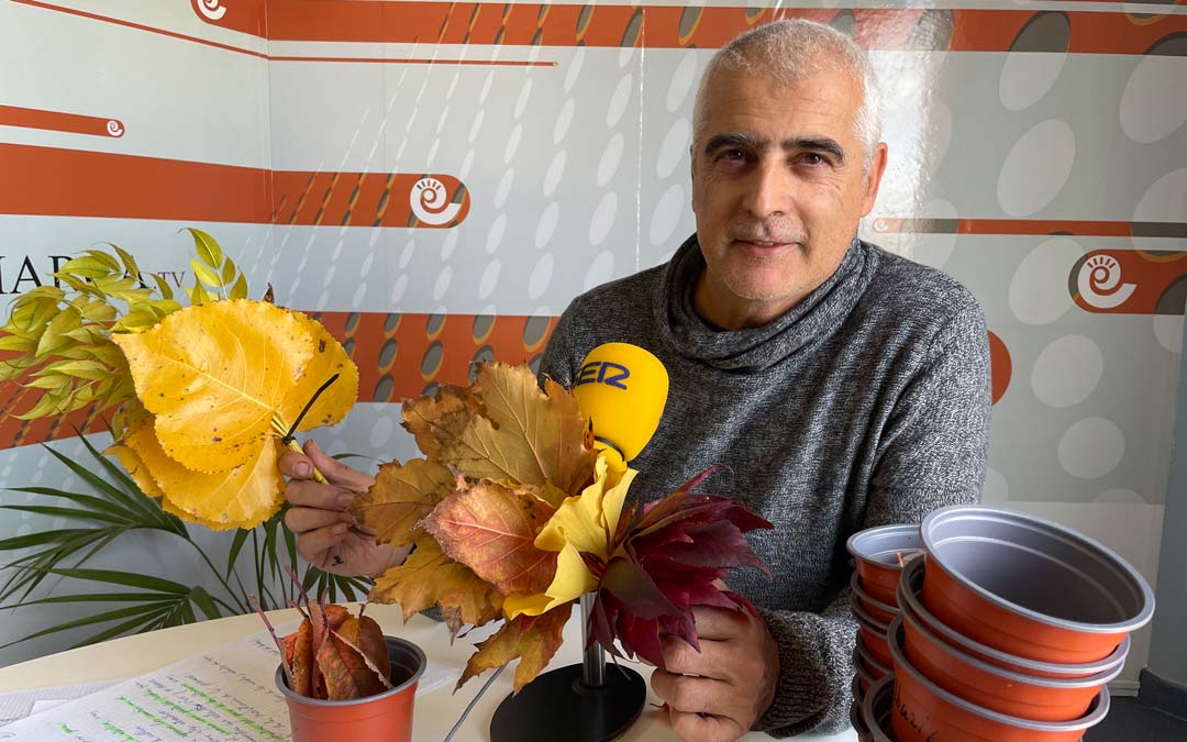 Nuestro botánico de cabecera Javier Carela./ La Comarca