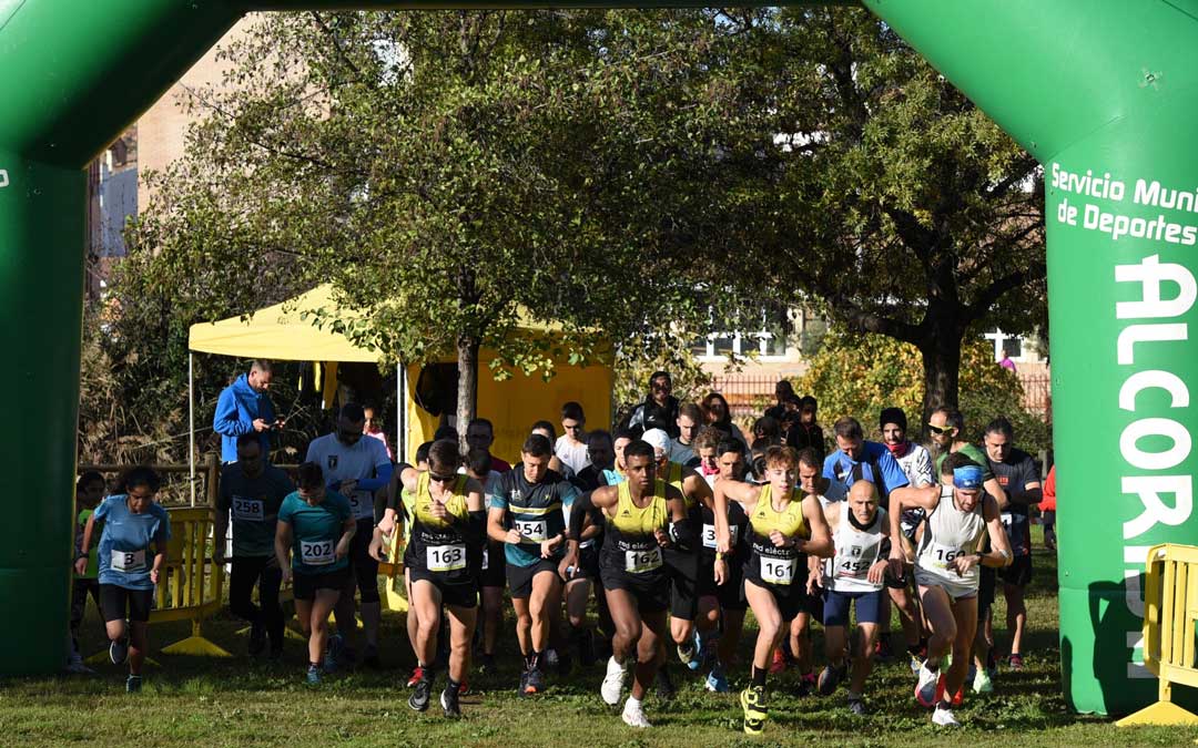Inicio de una de las pruebas del Cross de Alcorisa./ T.M.
