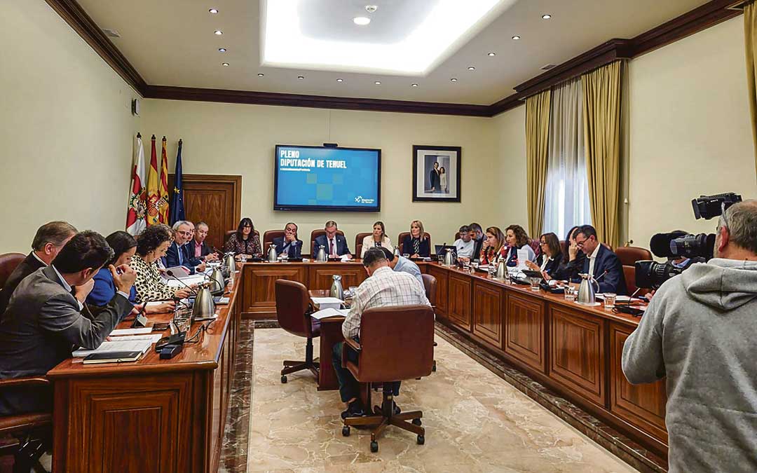 Pleno de presupuestos / DPT