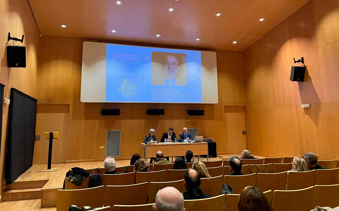 Inauguración del curso este martes en Alcañiz./ M.M.R.