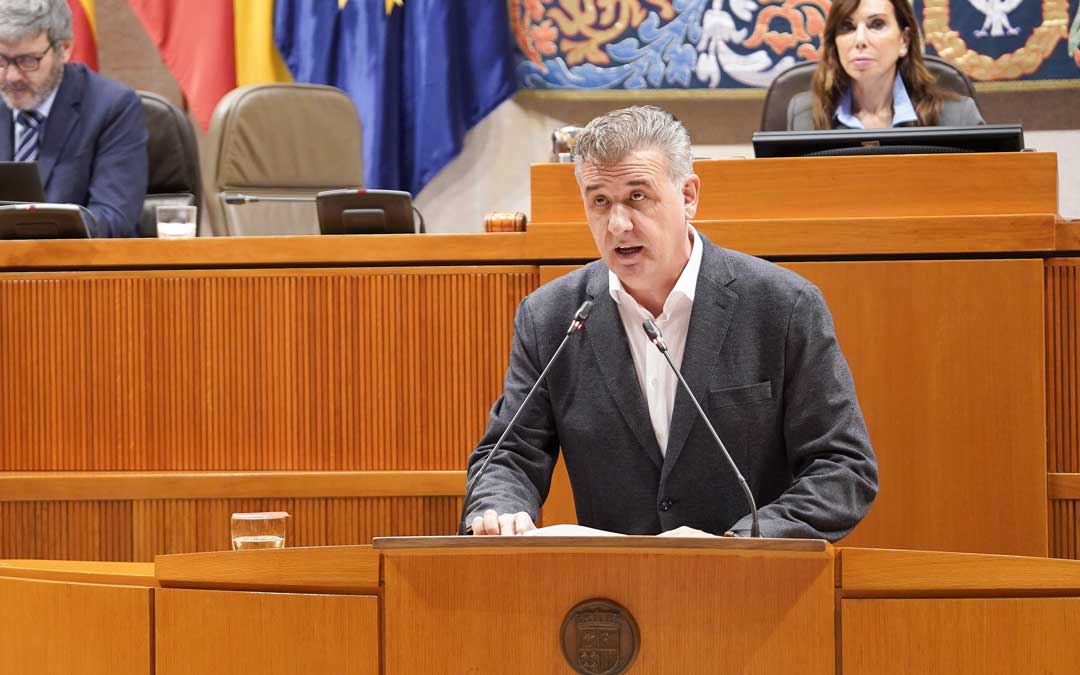 Joaquín Moreno durante su intervención en las Cortes./ CORTES