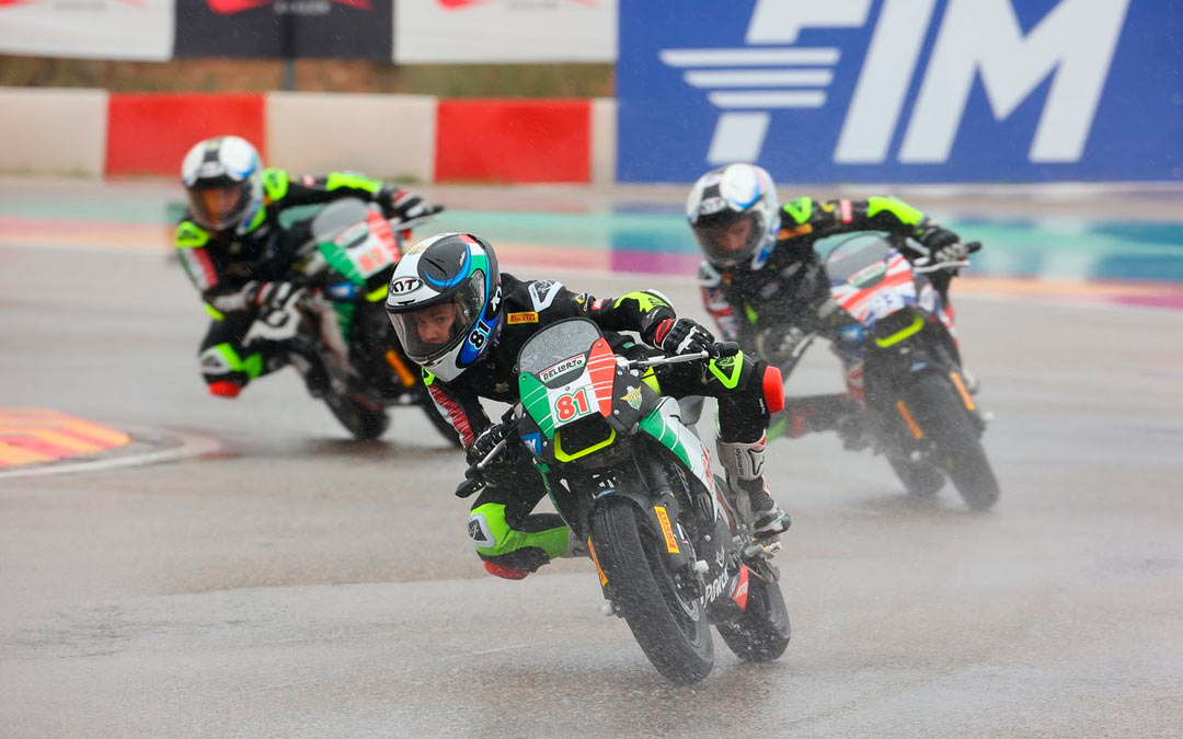 Lorenzo Fino en cabeza durante este miércoles en Motorland./ Motorland Aragón